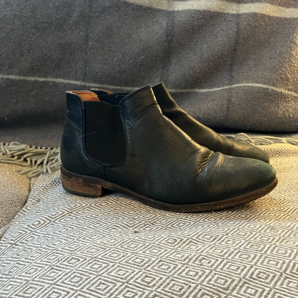 Black Chelsea boots